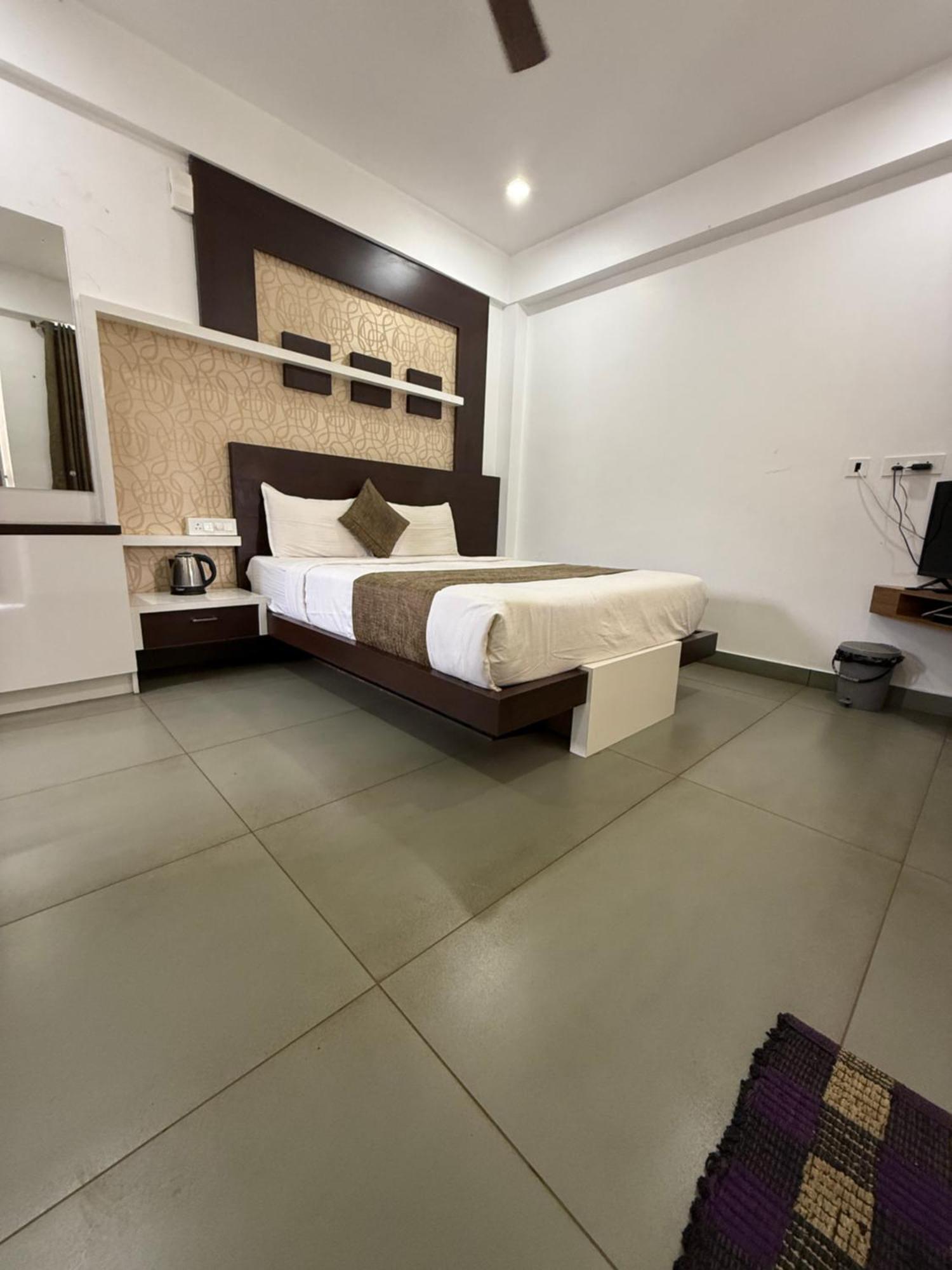 Honey Rock Hotel Kanthalloor Kültér fotó
